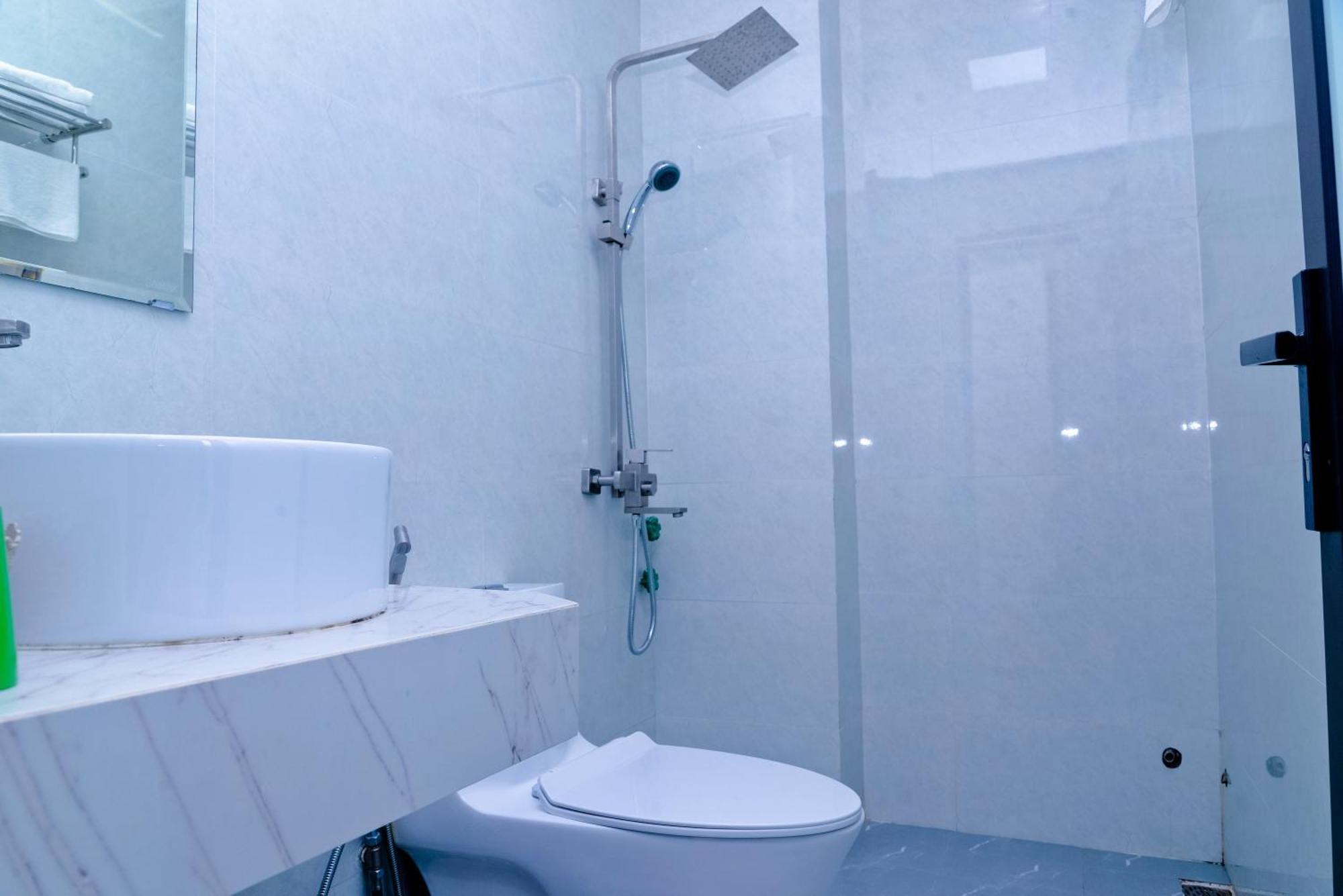 Viet Hoang Hotel ハロン エクステリア 写真